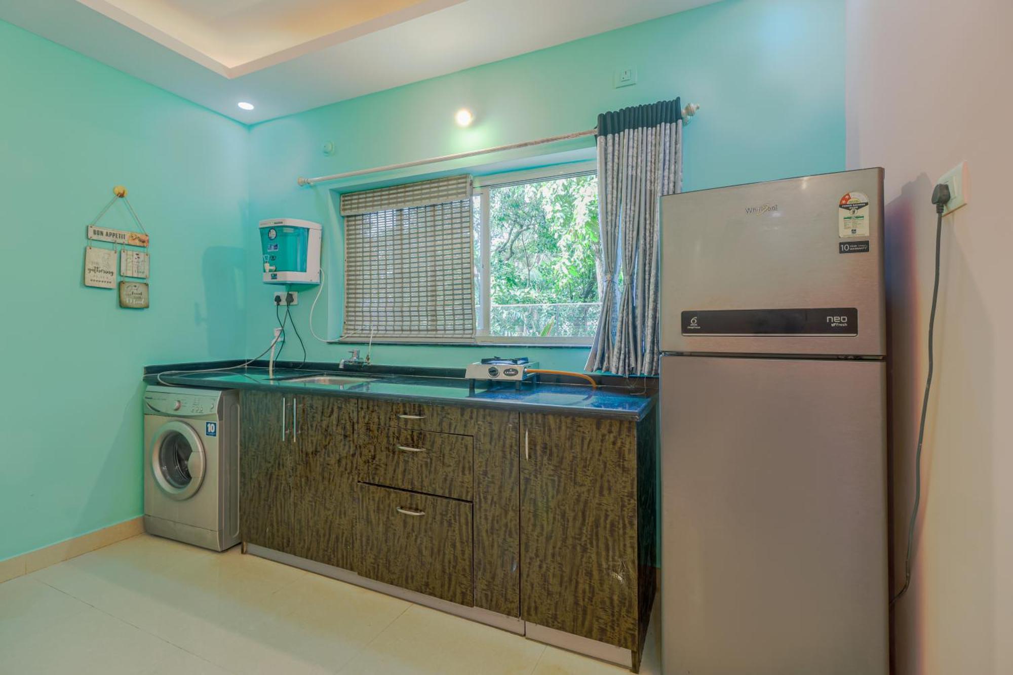4Bhk Sparkling Apartment Near Beach Pool & Bar 2Bhkx2 Вагатор Номер фото